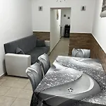 Apartament House Pavarotti Katania