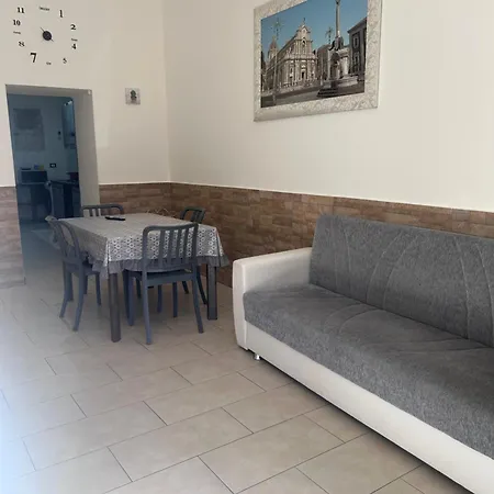 Appartement House Pavarotti